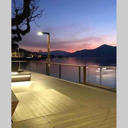 Apartmán A Casa, Dalla Nonna Fronte Lago