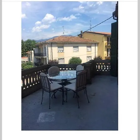 A Casa, Dalla Nonna Fronte Lago