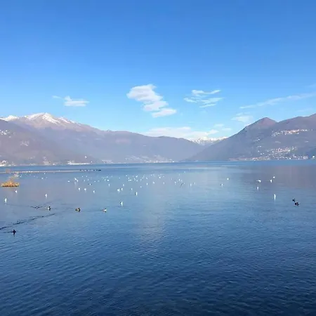 Apartmán A Casa, Dalla Nonna Fronte Lago *